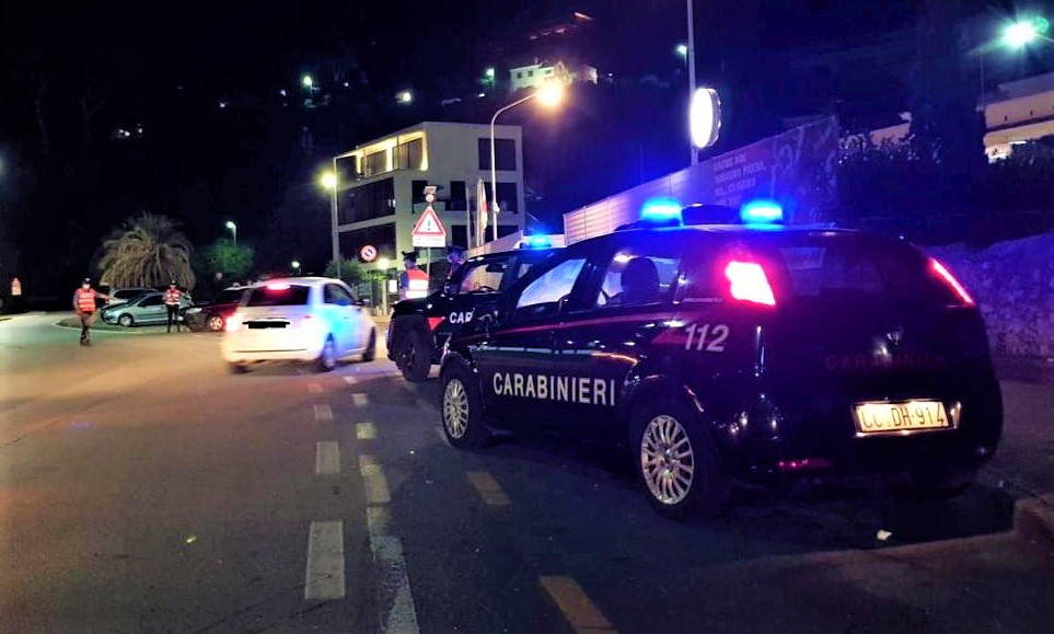 Movida da Spotorno a Varazze, otto pattuglie dei Carabinieri hanno controllato 160 persone, sanzioni…