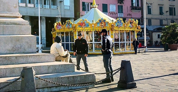 Genova cronaca breve. Controlli nel centro storico, sanzioni e denunce