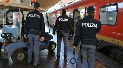 Albenga, dopo l’aggressione a un capotreno non si presenta alla firma, arrestato