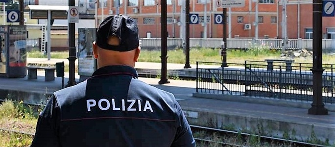 Polizia stazioni di Principe e Brignole, che fine settimana