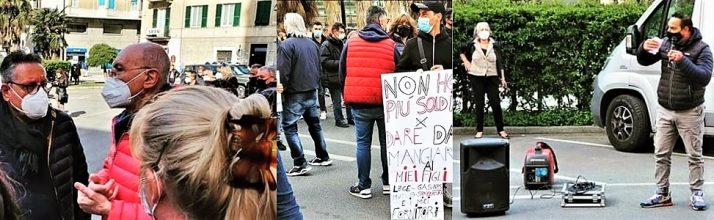 Savona, ambulanti in piazza contro la chiusura mercati