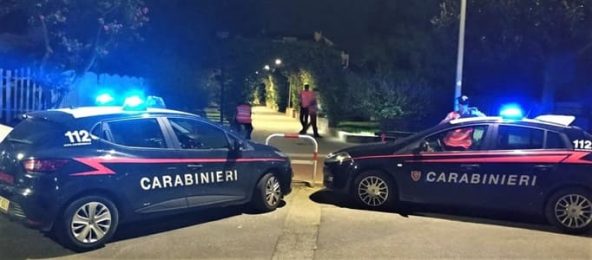 Rapina in centro a Savona, arrestato 45enne e complici ricercati