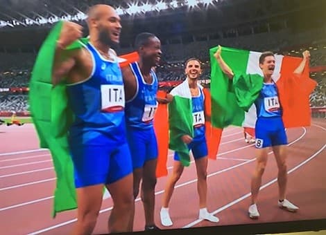 Il sogno continua! 4×100 di Patta-Jacobs-Desalu-Tortu oro a Tokyo