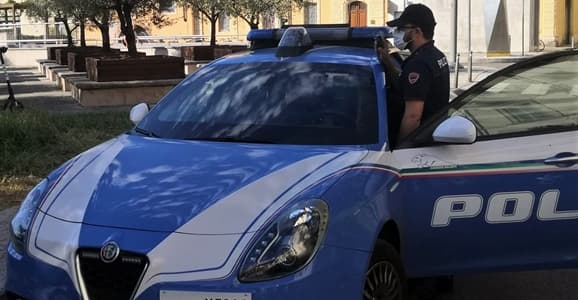 Gelosia, 26enne accoltella il coinquilino a Cornigliano, arrestata