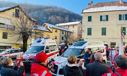 La Croce Rossa di Urbe ha presentato due nuovi mezzi