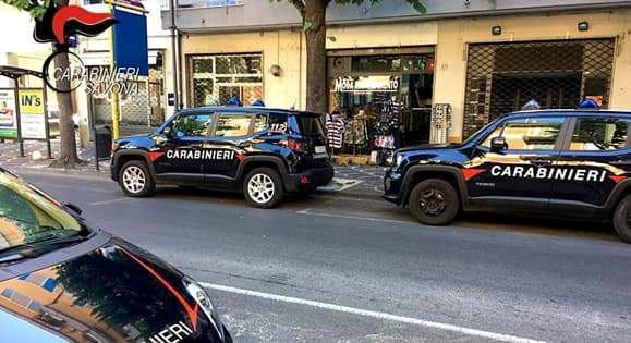 Va a casa della ex e tenta di violentarla, lei fugge e l’uomo viene arrestato