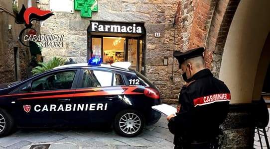 Beccato pusher 27enne mentre spacciava 16 dosi di cocaina ad Albenga