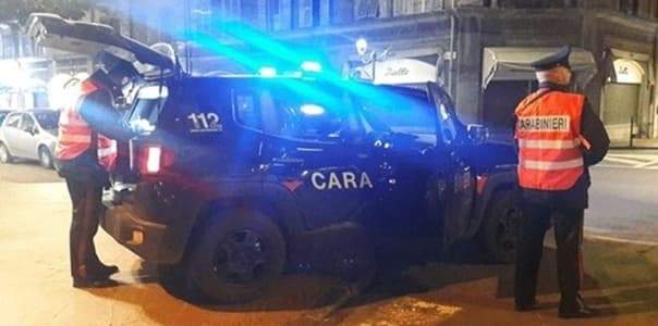 Arrestato pusher 23enne in piazza del Popolo a Savona, cittadini esasperati