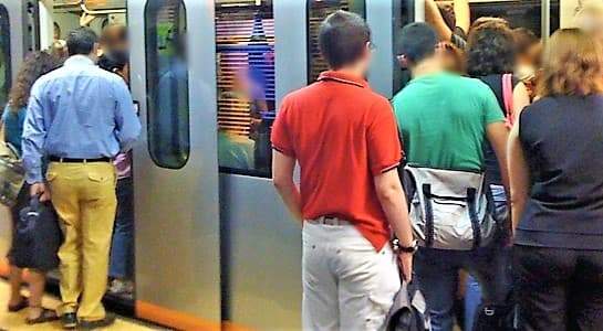 Treno Genova-Milano, disabili costretti a scendere trovano i loro posti occupati