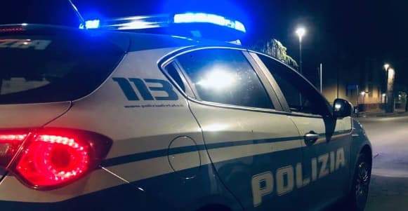 Savona, libero dopo una rapina si crea alloggio abusivo in una cantina