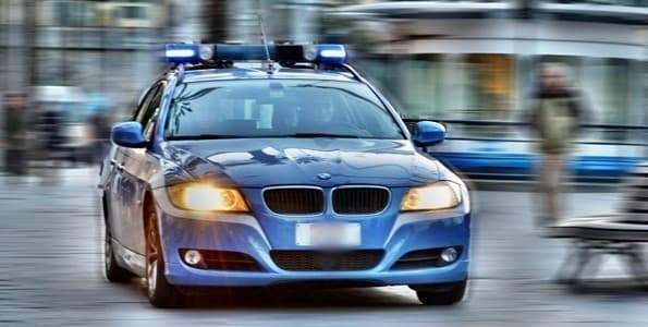 Savona, arrestato 25enne per atti persecutori verso una donna 50enne