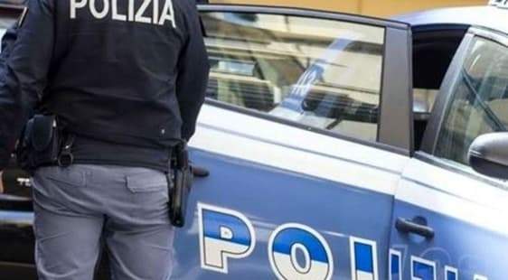 Due rapine in via Bertolotti e Corso Europa, due arresti a Genova