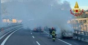 Incendio 1 A10 ponte San Giorgio Genova