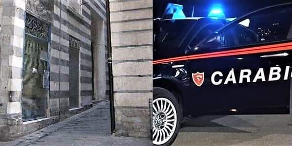 Morto il 41enne colpito da una freccia nel centro storico di Genova