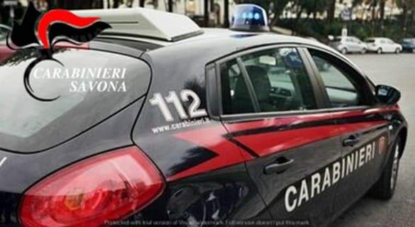 Reagisce ai carabinieri in via Torino a Savona, arrestato