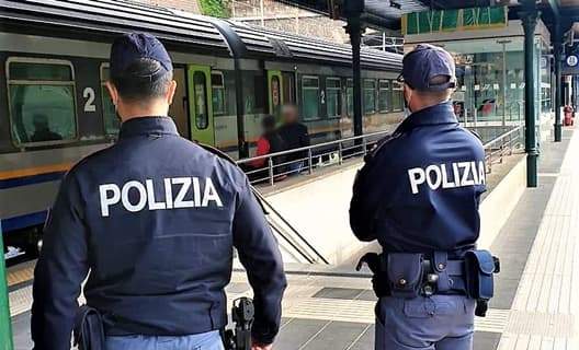 Minore scomparsa in Toscana trovata sul treno Genova-Alessandria