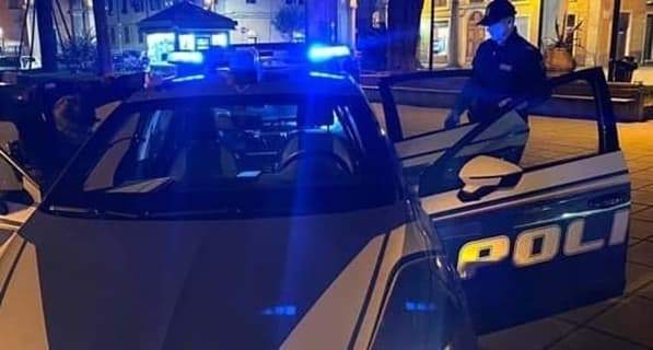 Rapine in via Giovannetti e Salita Pallaiuoli a Genova, due arrestati