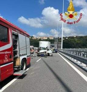 Genova incidente ponte San Giorgio