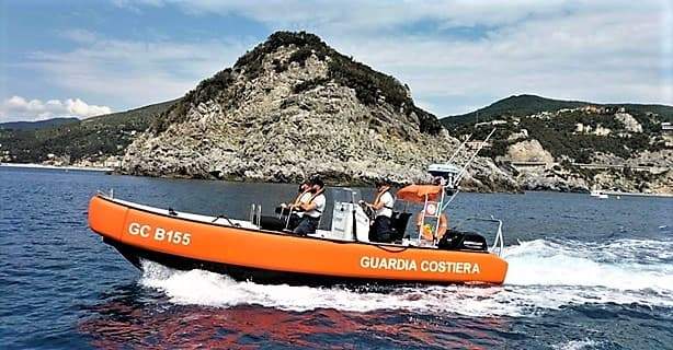 Guardia Costiera Savona controlla 15 spiagge e ristoranti, 4 sanzioni per 4500 euro