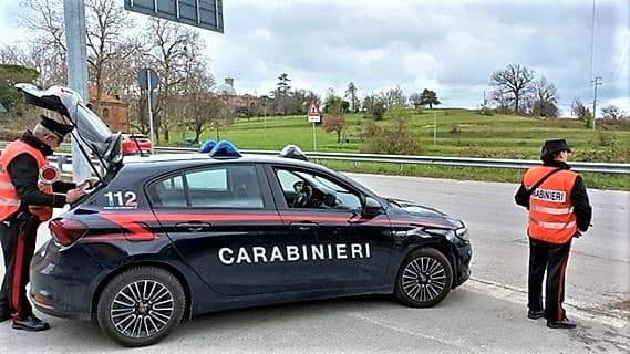 Savona, carabinieri Carcare in borghese arrestano corriere con mezzo chilo di droga