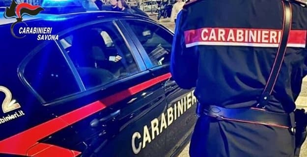 Beccati nel Ponente savonese con mezzo chilo di droga in auto, 2 arrestati