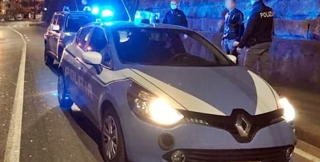 Due arrestati di 20 e 38 anni per spaccio e furto a Genova