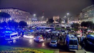Polizia 1 Genova controlli nel centro storico Prè