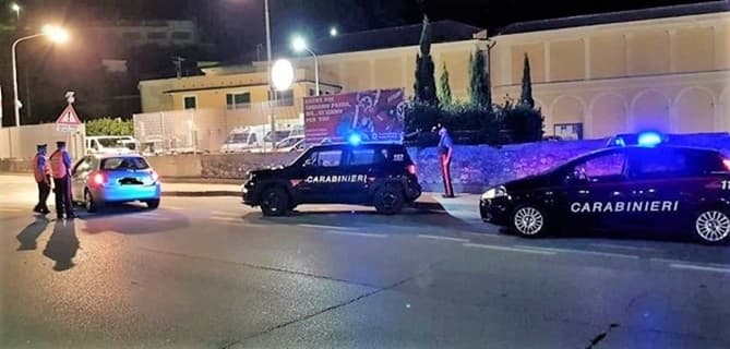 Arrestato trentenne a Varazze responsabile di due furti nei negozi