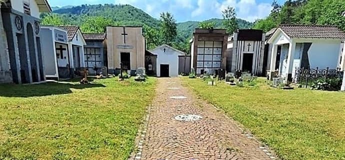 Sassello taglio erba cimiteri a Maddalena, Palo, Piampaludo e parchi giochi