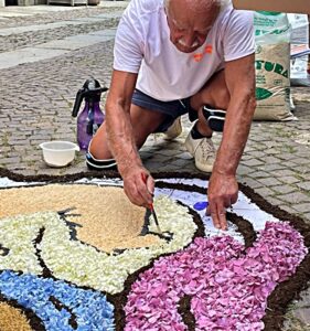 Sassello Millo alla infiorata di Cuneo Illuminata