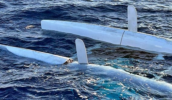 Catamarano si rivolta a Capo Noli, interviene la Guardia Costiera di Savona