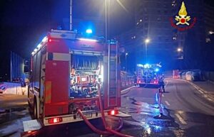 Incendio nella notte in un canneto a Genova Voltri 2