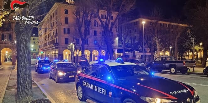 Savona rubano un cellulare e si nascondono nell’Asl di via Collodi, 2 denunciati