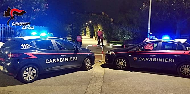 Arrestati due spacciatori con hashish e cocaina nel Ponente savonese