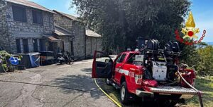 Incendio sul Monte Moro a Genova 7