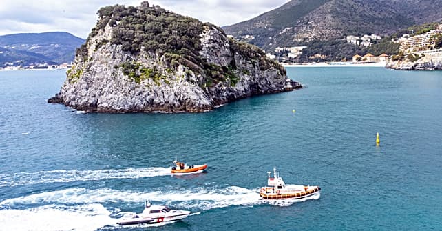 Isola di Bergeggi la Guardia Costiera aumenta i controlli, denunciato un mercantile