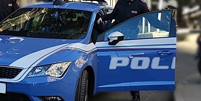 Topi d’auto fidanzati sorpresi a rubare, arrestati a Genova