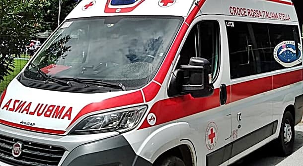 Incidente sulla SS334 del Sassello a Stella, 47enne al pronto soccorso