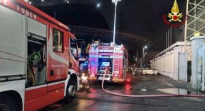 Incendio a cabina elettrica in porto a Genova 2