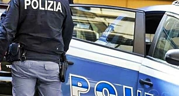 Colpisce la madre con un coltello, 18enne fermato per tentato omicidio a Genova