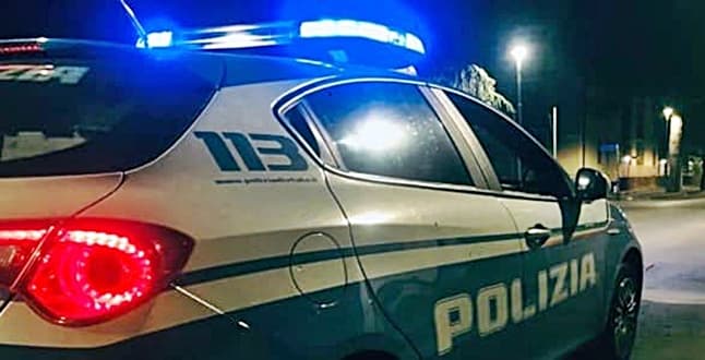 Savona soldi per non divulgare foto intime, 21enne arrestata e 31 denunciata