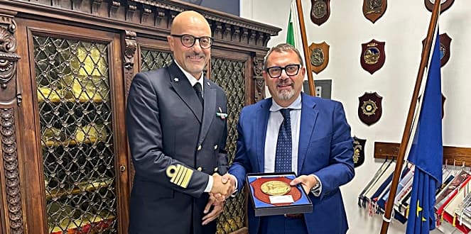 Savona visita del Questore Giuseppe Mariani alla Capitaneria di Porto