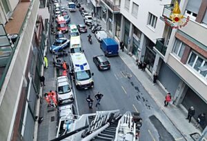 Incendio in via Vesuvio a 0