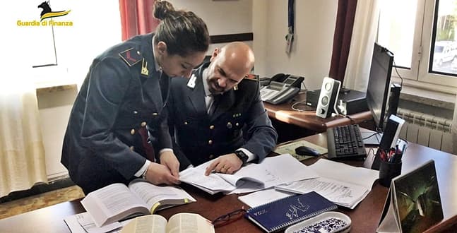 Truffa Covid alla società pubblica “Sport e Salute”, arrestato dirigente sportivo a La Spezia