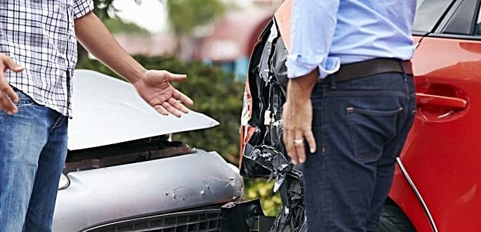 Codacons: Rc auto in aumento sebbene calino gli incidenti. Le Compagnie con utili da capogiro