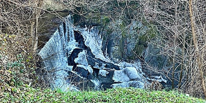 Sassello uno sguardo alla cianchetta ghiacciata del Piano