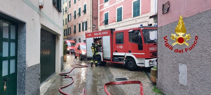 Incendio abitazione a Torriglia, danni ingenti