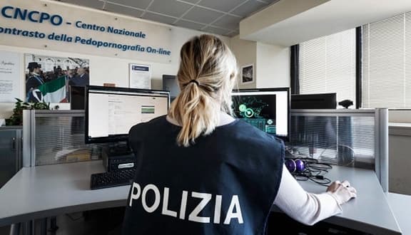 Maxioperazione contro la pedopornografia online, un arresto ad Alessandria