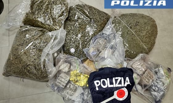 Sequestrati 24 kg di droga a Ventimiglia e arrestato 30enne per molestie alla ex