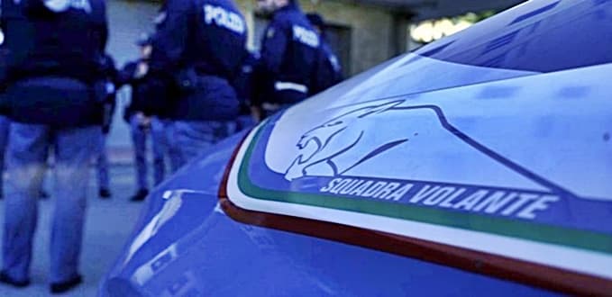 In cinque occupano abusivamente un immobile genovese, tutti denunciati